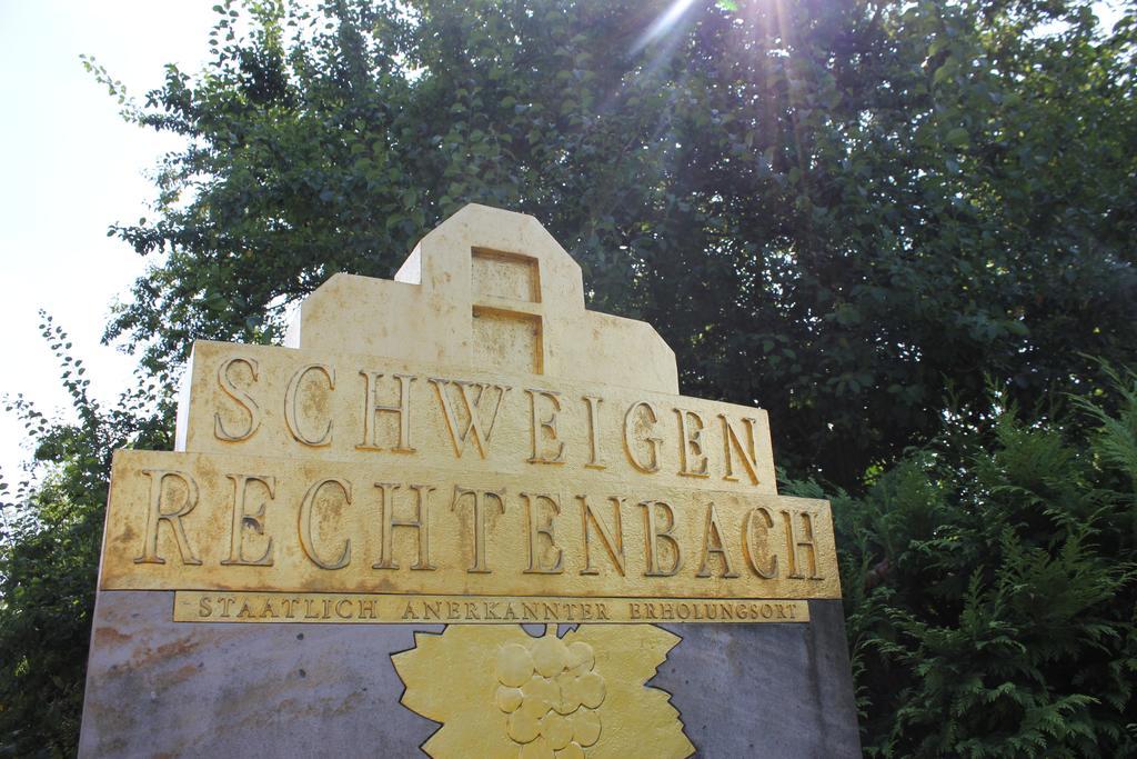 Ferienwohnung Familie Seuferle Schweigen-Rechtenbach Bagian luar foto